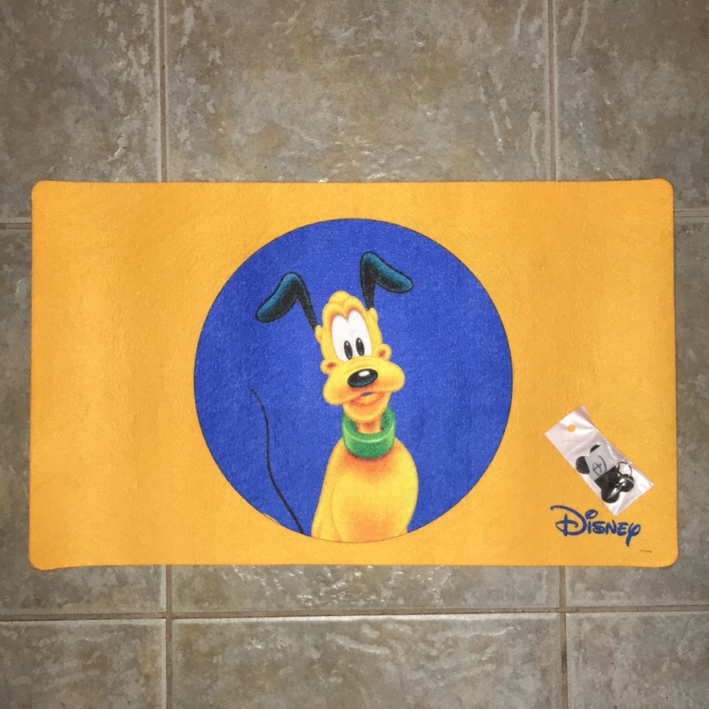 NEW DISNEY dog mat and dog tag